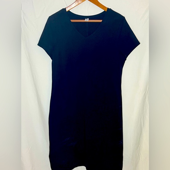 Old Navy Dresses & Skirts - Old Navy T-shirt dress